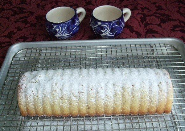 Scandinavian Almond Cake